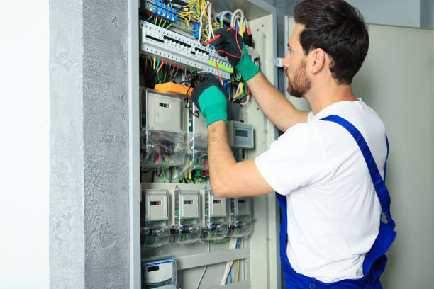 Best Circuit Breaker Repair  in Berlin, WI